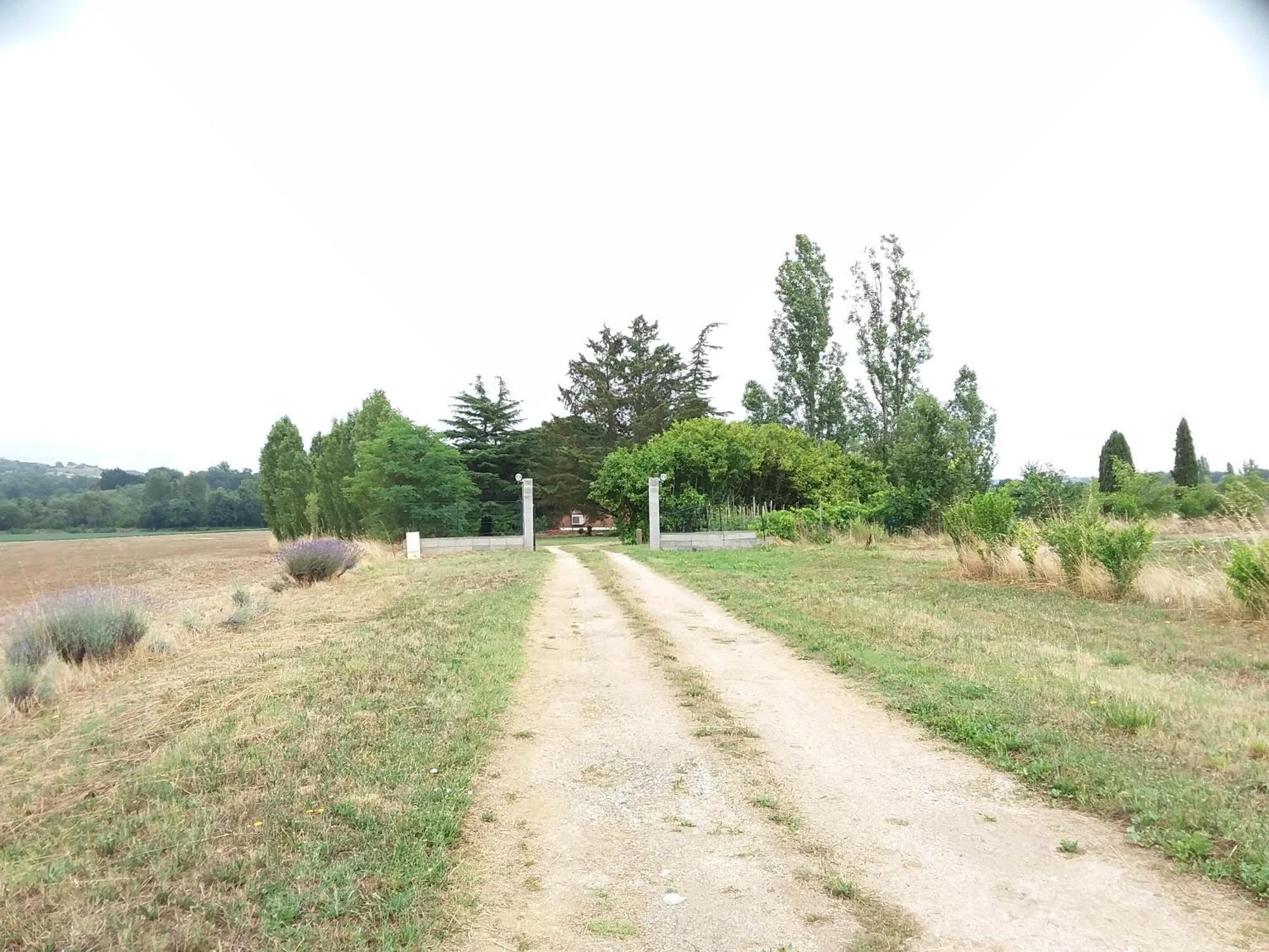Charmante Dependance En Campagne Samatan Екстериор снимка